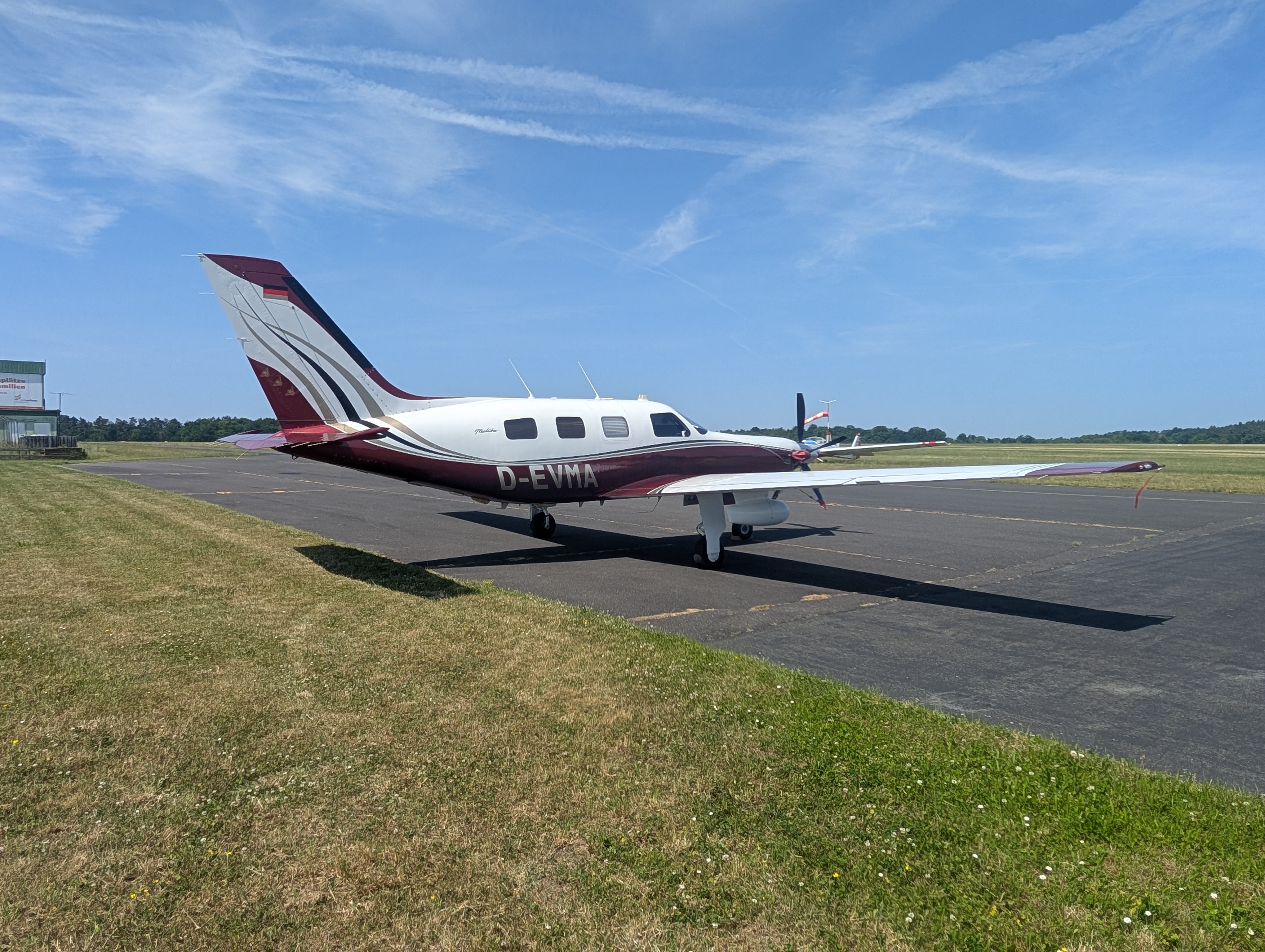 Piper JetProp DLX.jpg